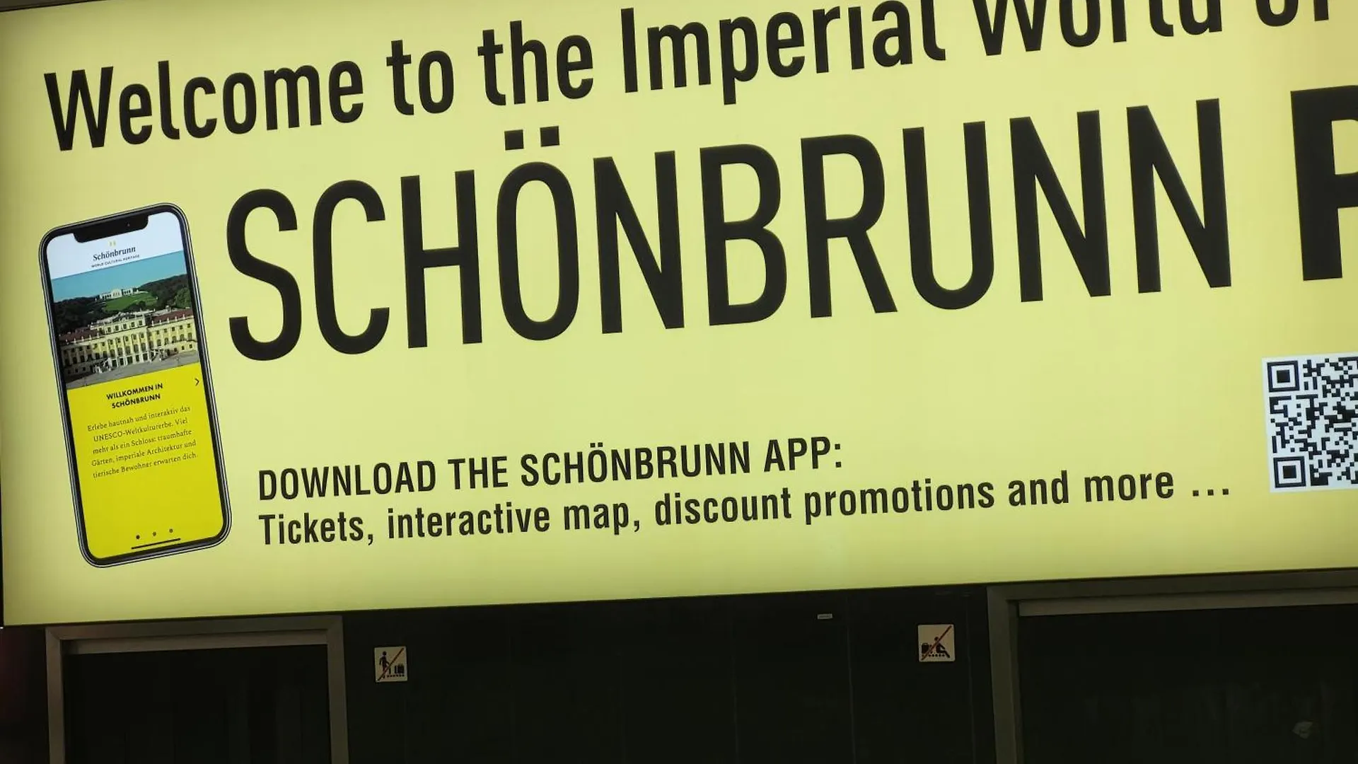 Estate Crown Sissy U3 Schoenbrunn Haustiere Вена 0*,  Австрия